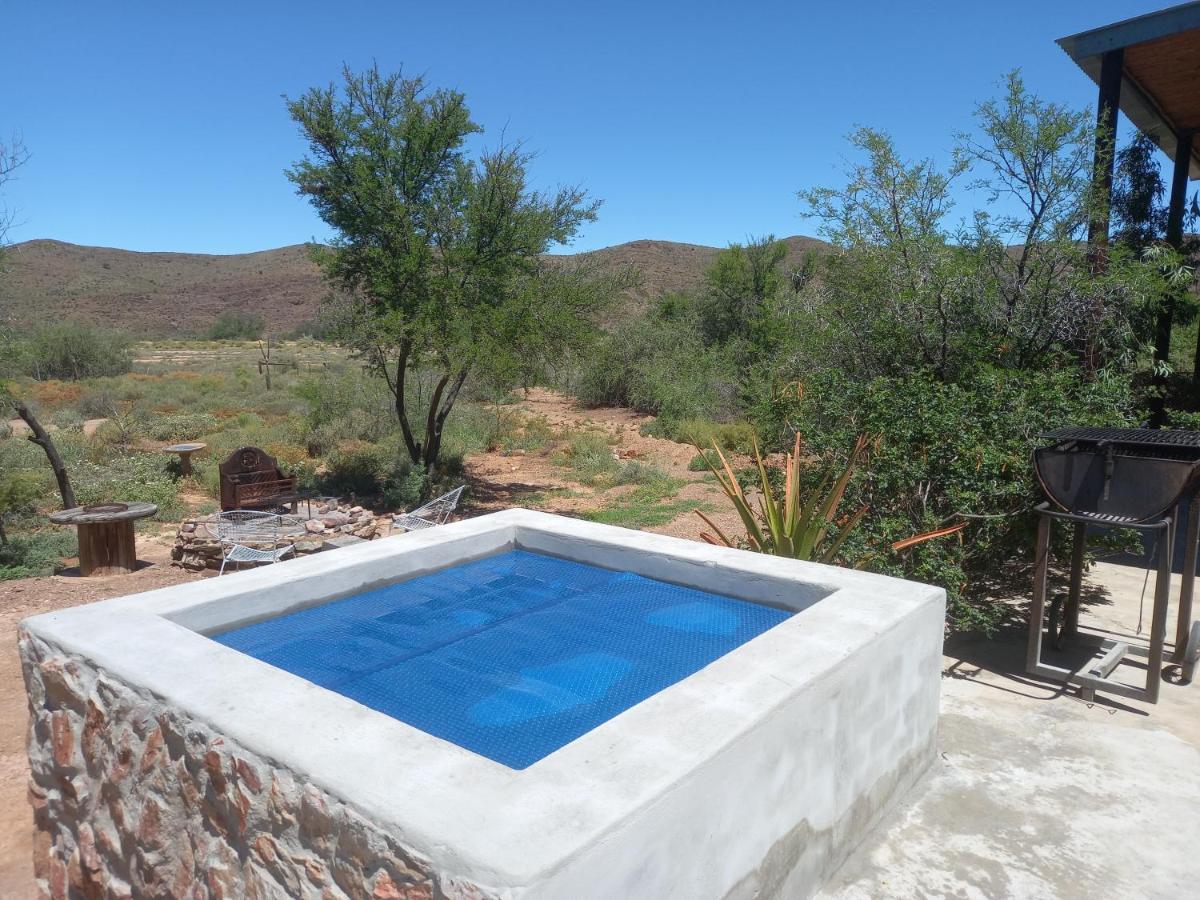 Wolverfontein Karoo Cottages 莱迪史密斯 外观 照片