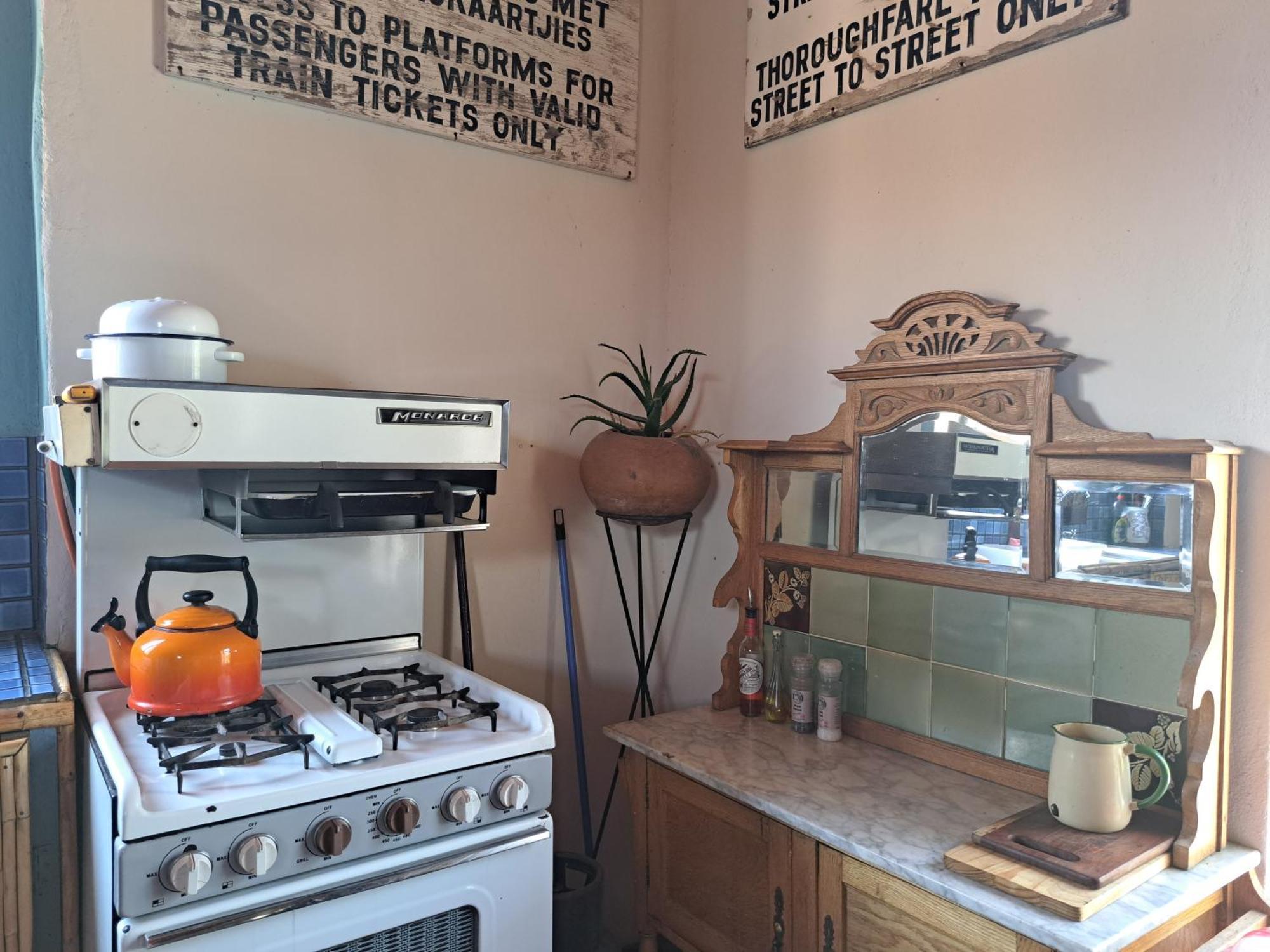 Wolverfontein Karoo Cottages 莱迪史密斯 外观 照片