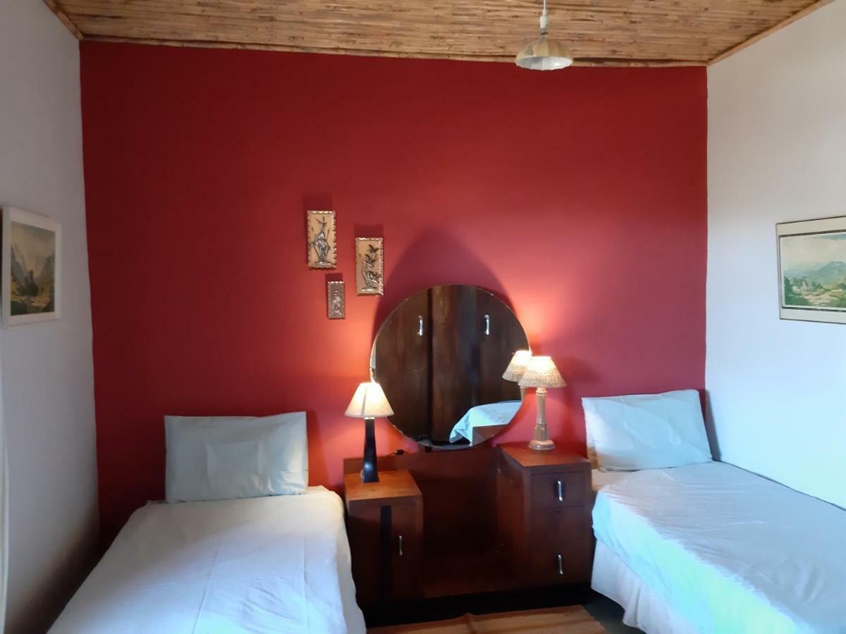 Wolverfontein Karoo Cottages 莱迪史密斯 外观 照片